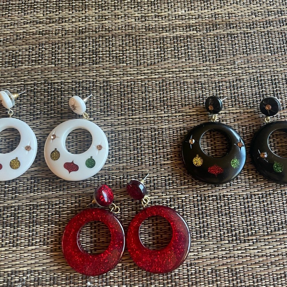 Splendette Christmas earrings